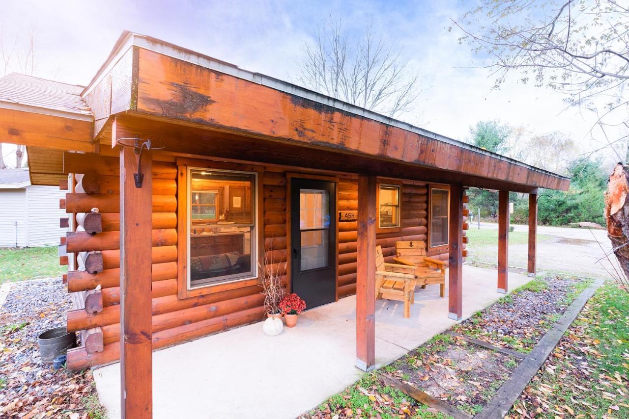 Spur Of The Moment Ranch Hotel Mountain Exterior foto